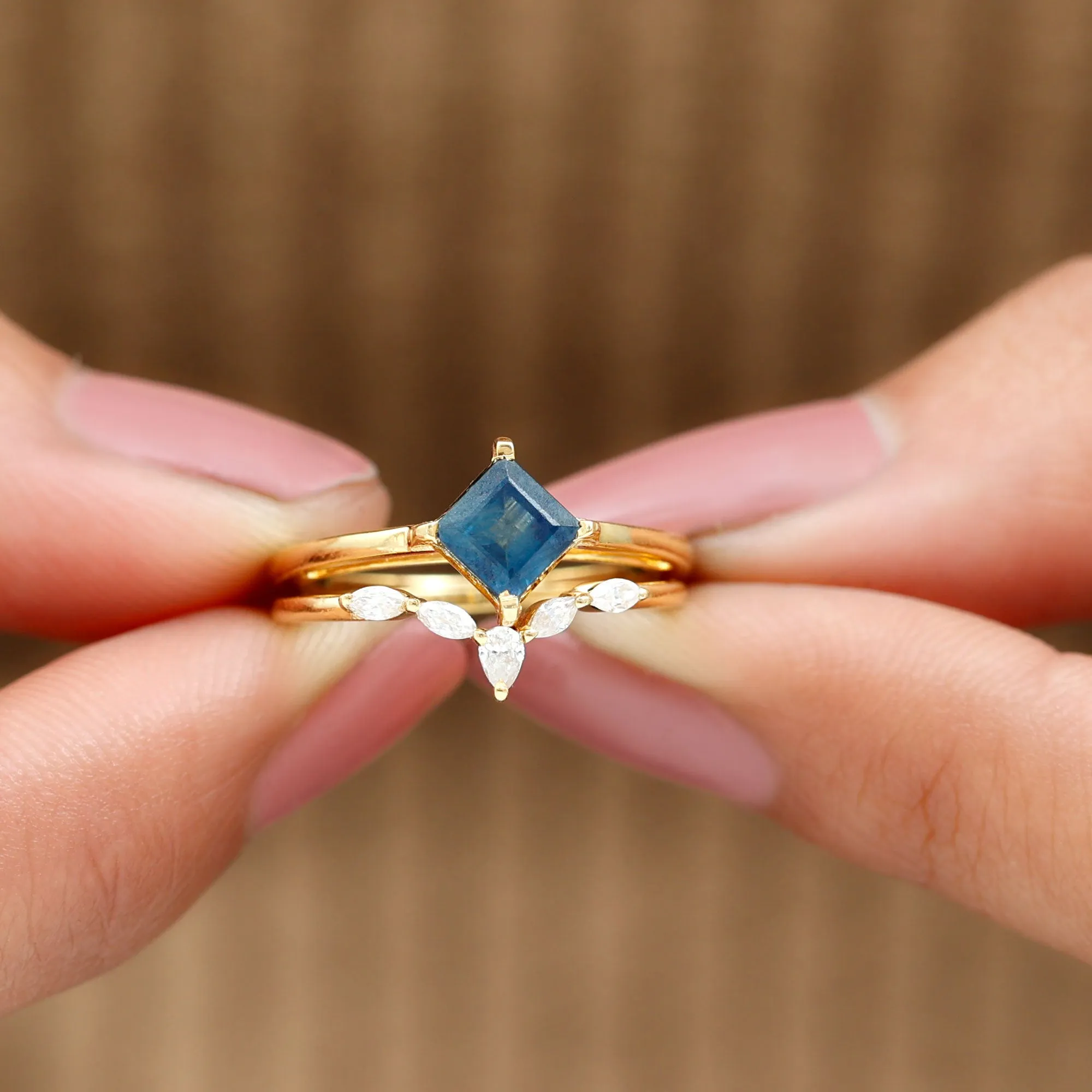 1.25 CT Princess Cut Created Blue Sapphire Solitaire Ring Set with Diamond