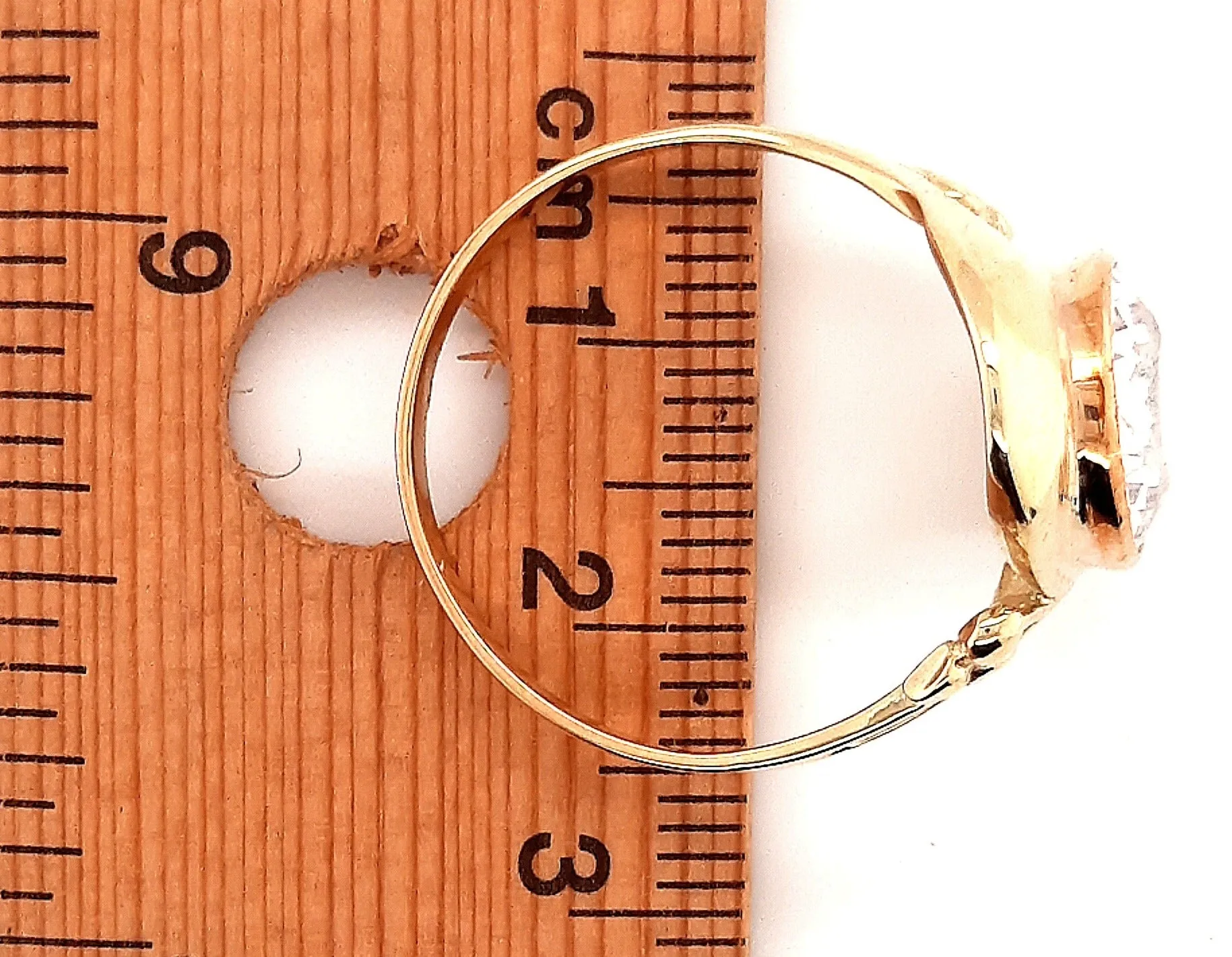 5.00ct Spinel 14ct Yellow Gold Ring