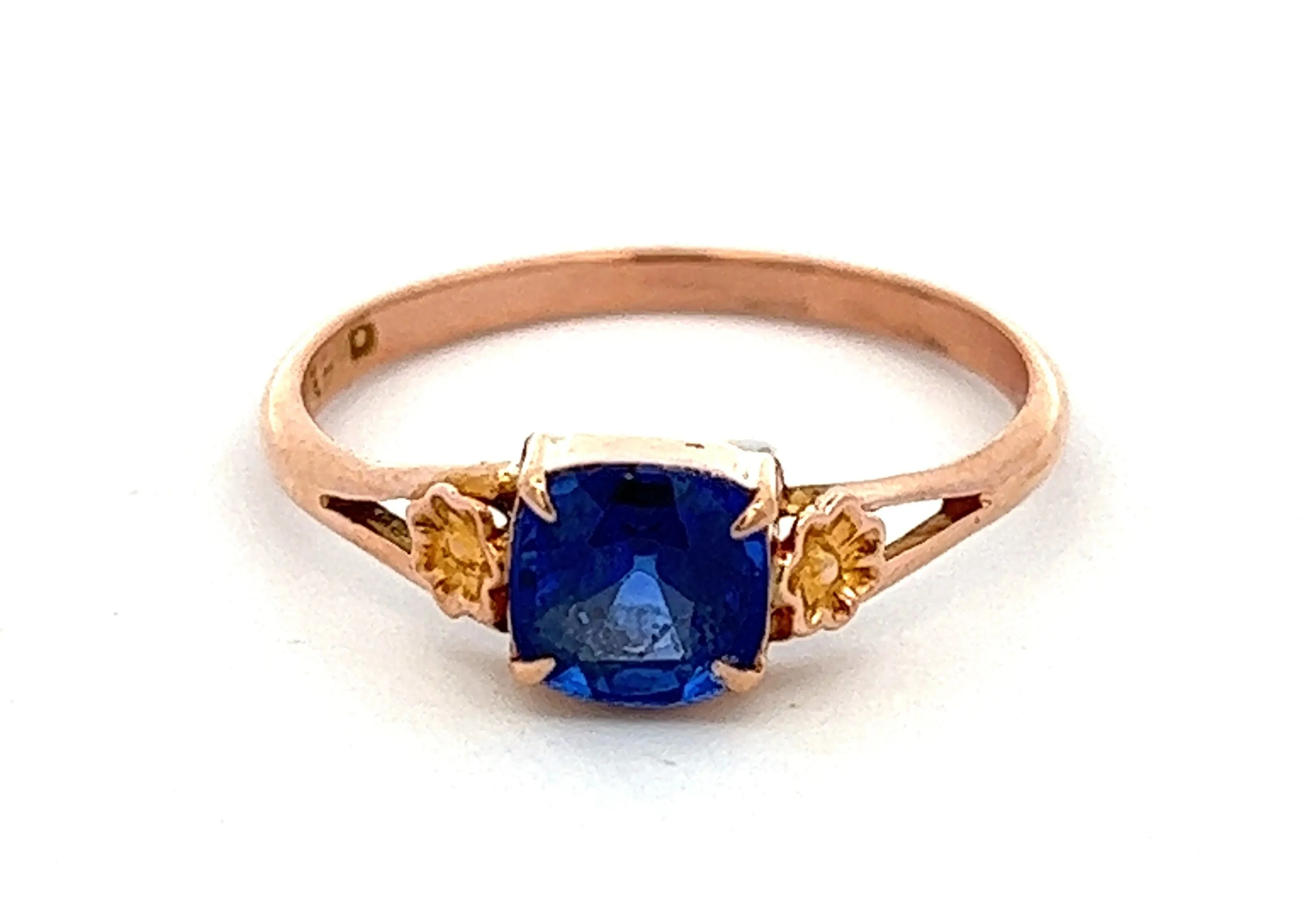 9ct Yellow Gold & Spinel Vintage Ring