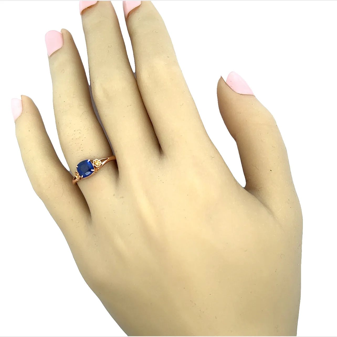 9ct Yellow Gold & Spinel Vintage Ring