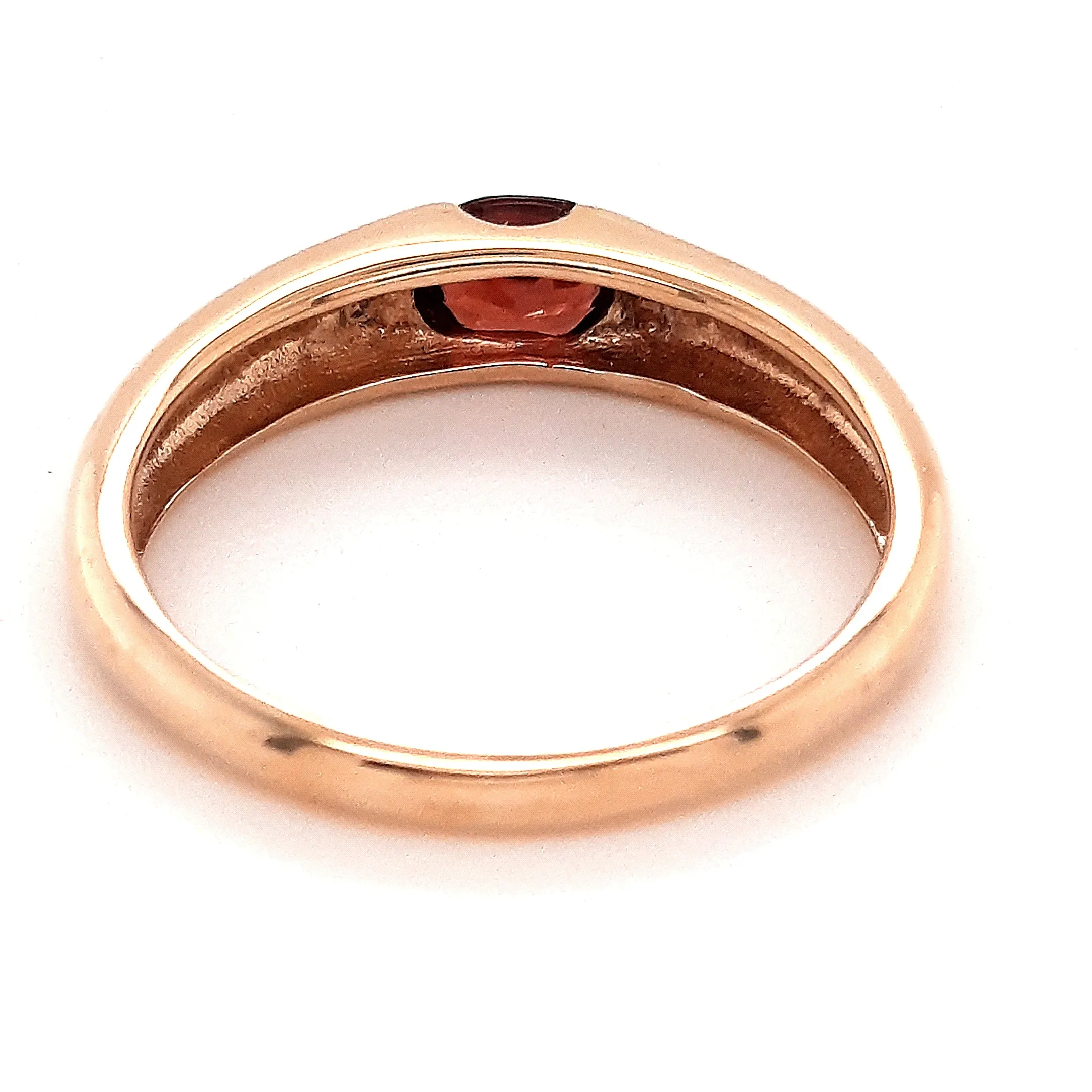9ct Yellow Gold Garnet Ring