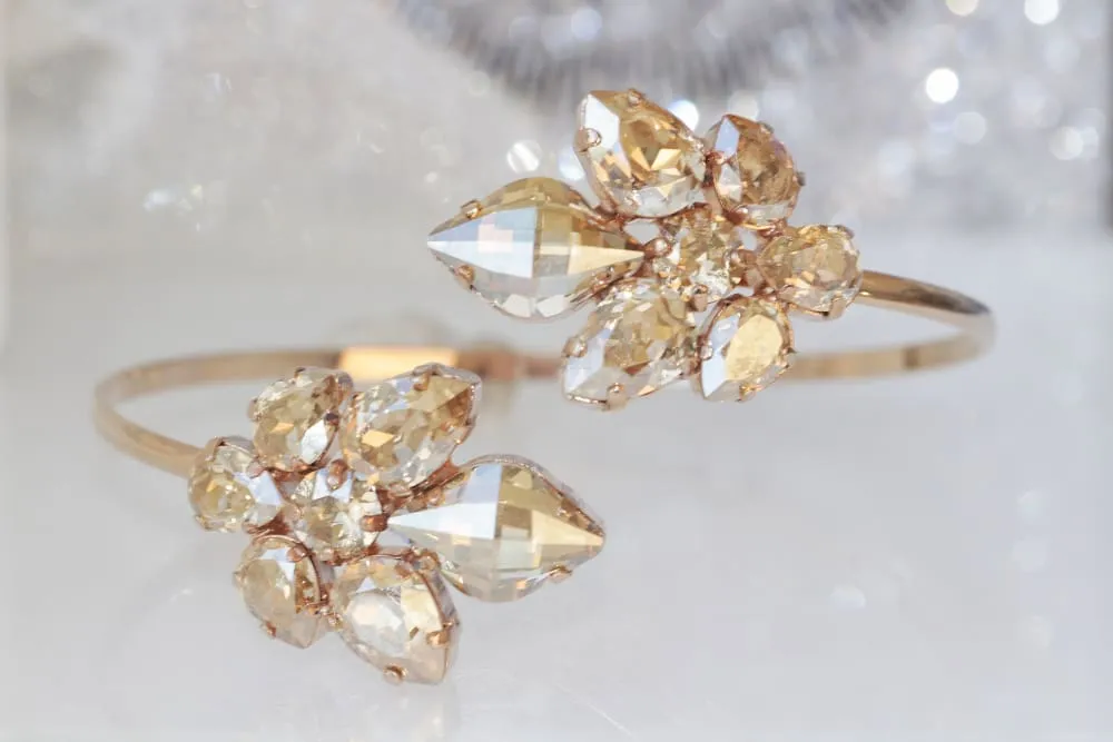 CHAMPAGNE CLUSTER PENDANT