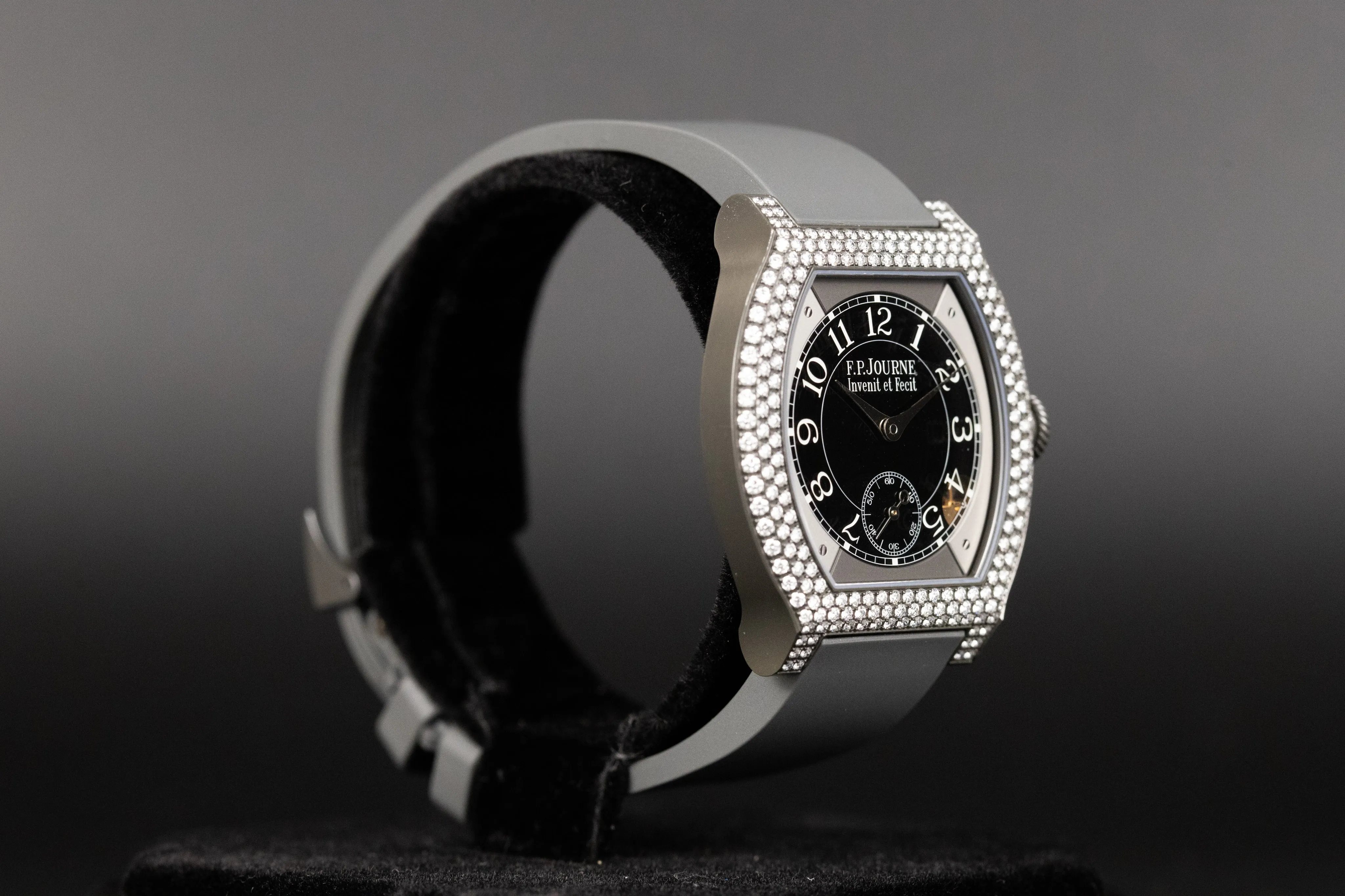 FP Journe<br>Elegante 40 MM Titalyt 12 Rows Of Diamonds