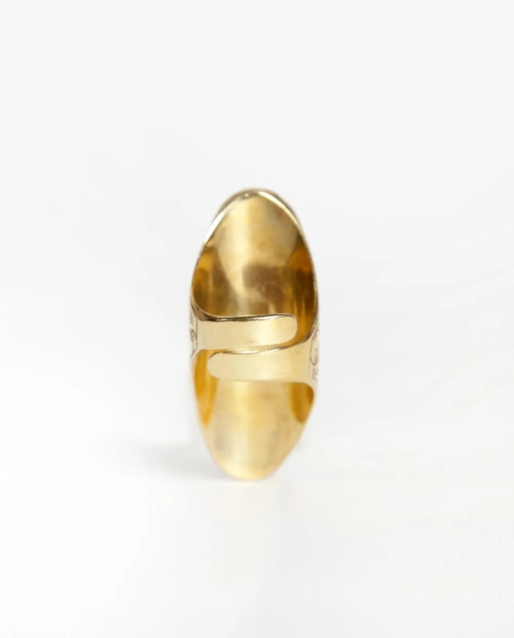 GARNET TRINITY RING