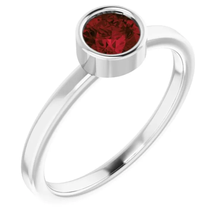 Platinum 5 mm Natural Mozambique Garnet Ring