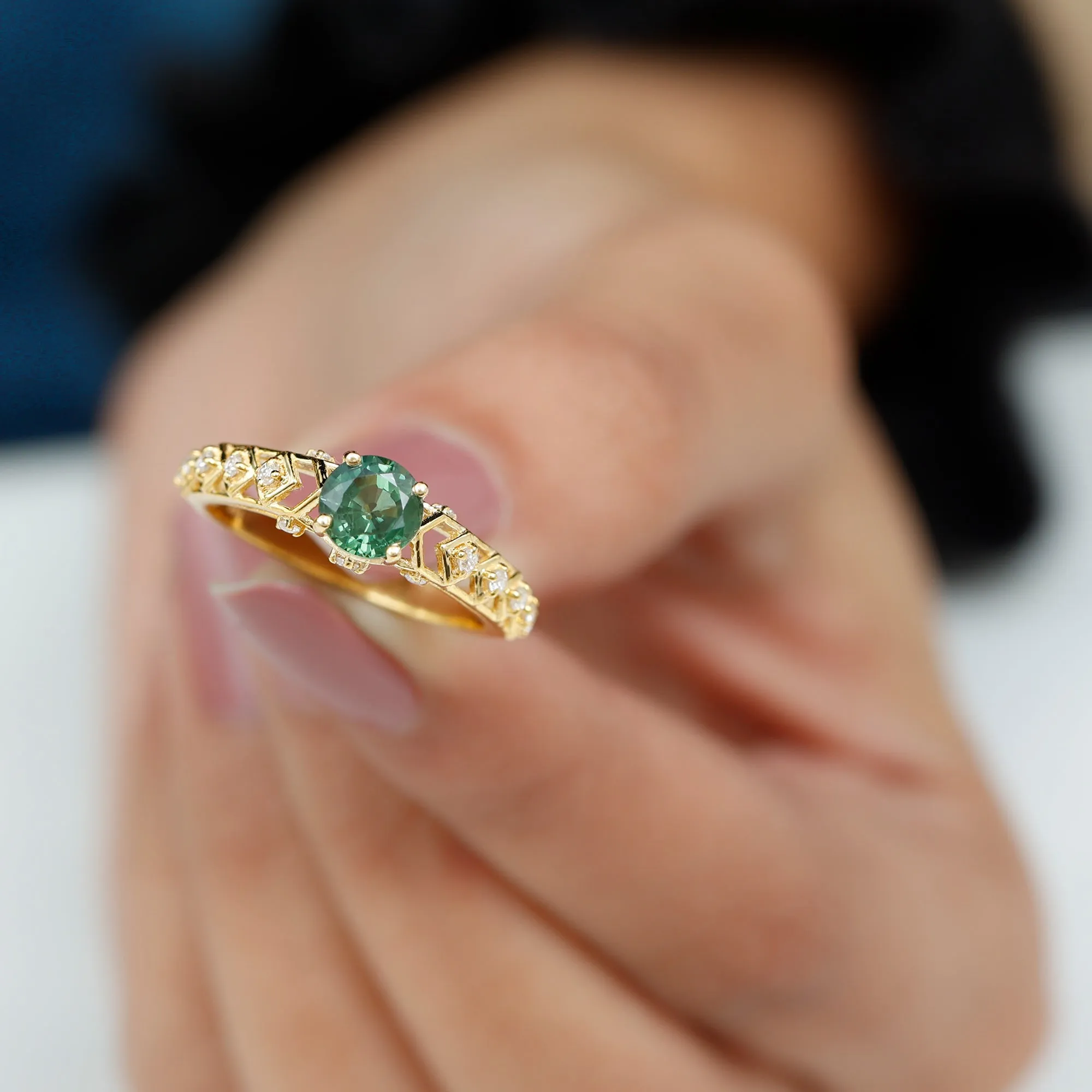 Round Created Green Sapphire Solitaire Art Deco Ring with Diamond